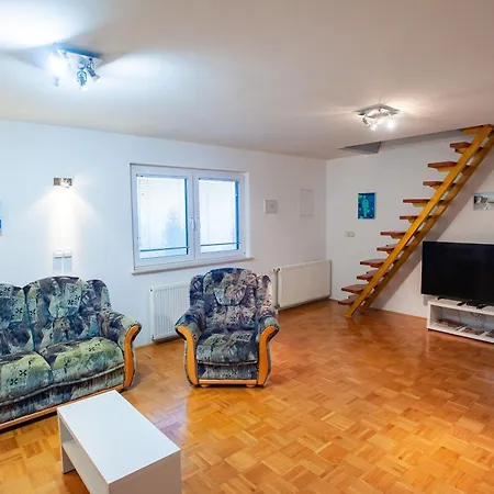 Сasa de vacaciones & Mislinja