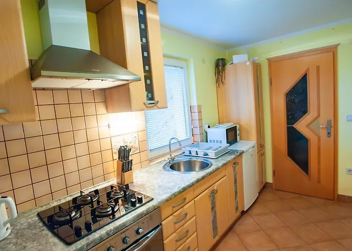 Prázdninový dům & *